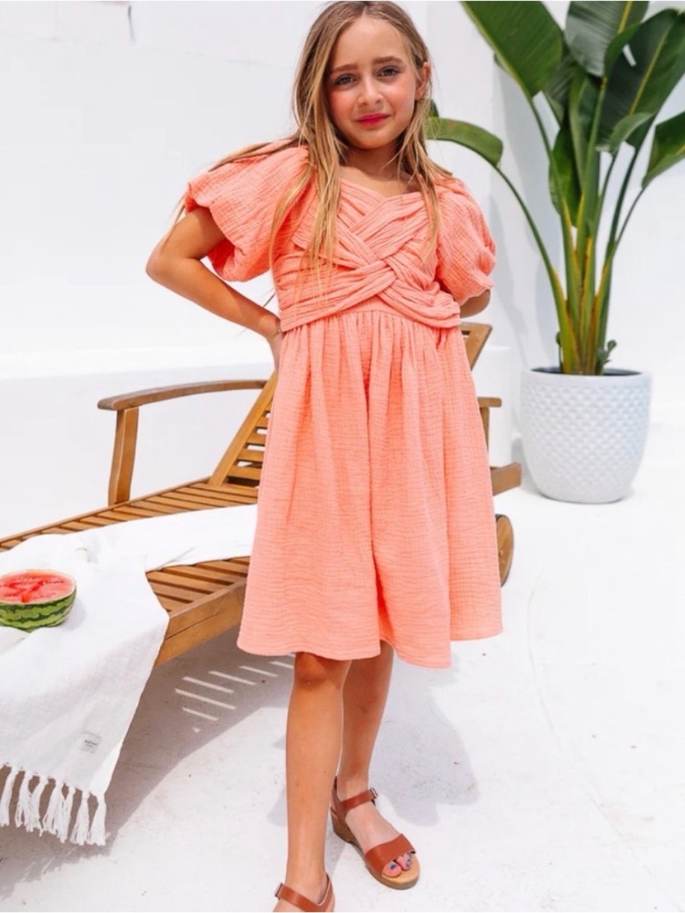 Ivy City Co mini Sawyer Peach Knot-Bodice Puff Sleeve Dress